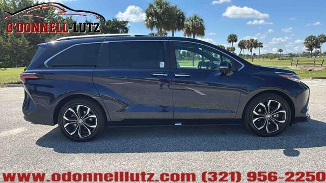 Toyota Sienna Platinum 7-Passenger | Stock No: Ma121 - Thumbnail 7