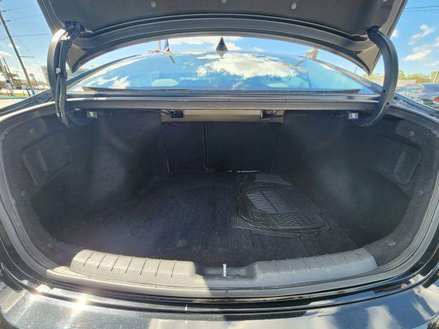 HYUNDAI ELANTRA - Thumbnail 4