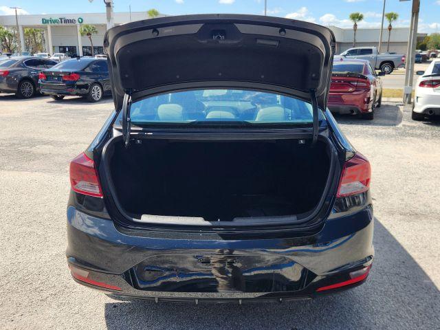 HYUNDAI ELANTRA - Thumbnail 5