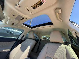 Lexus Is - Thumbnail 5