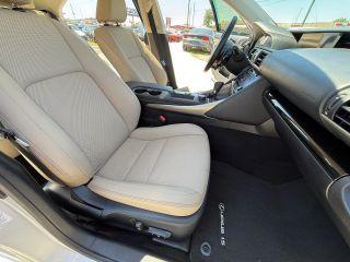Lexus Is - Thumbnail 13