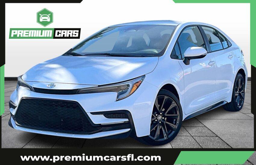 Toyota Corolla Se Sedan 4D - Thumbnail 2