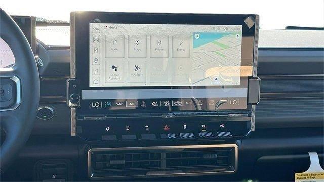 Gmc Hummer Ev Pickup 3X Four Wheel Drive Crew Cab - Thumbnail 17