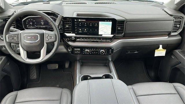 Gmc Sierra 2500 Hd Slt Four Wheel Drive Crew Cab - Thumbnail 15