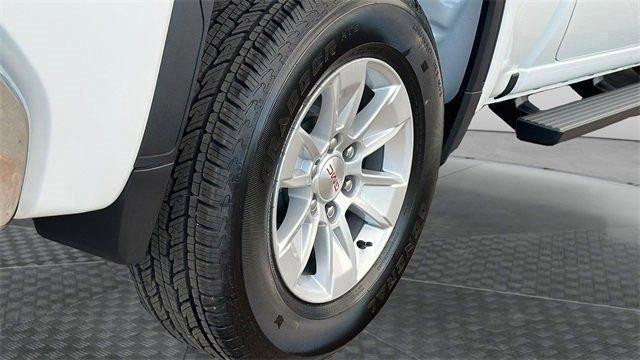 Gmc Sierra 1500 Pro Four Wheel Drive Crew Cab - Thumbnail 13