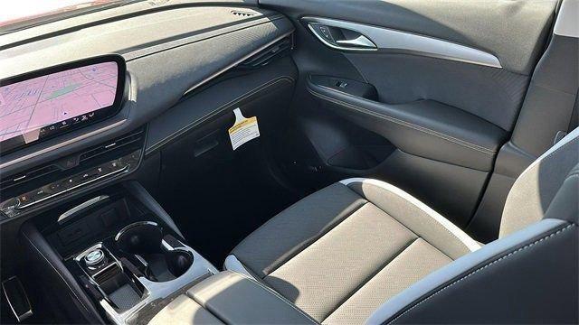 Buick Envision Sport Touring All Wheel Drive Suv - Thumbnail 19