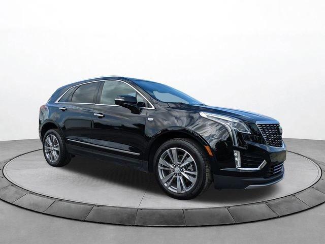 Cadillac Xt5 Premium Luxury All Wheel Drive Suv - Thumbnail 3