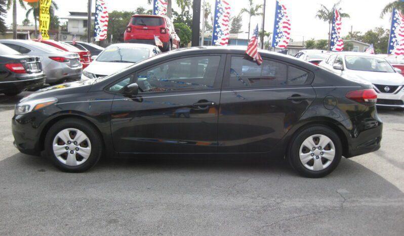 Kia Forte - Thumbnail 9