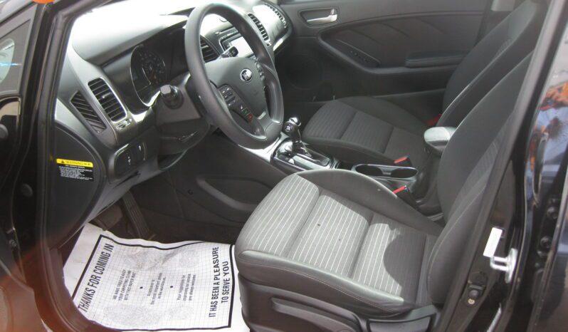 Kia Forte - Thumbnail 12