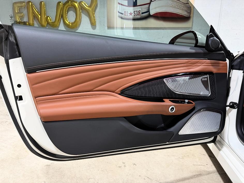 Maserati Granturismo Modena - Thumbnail 4