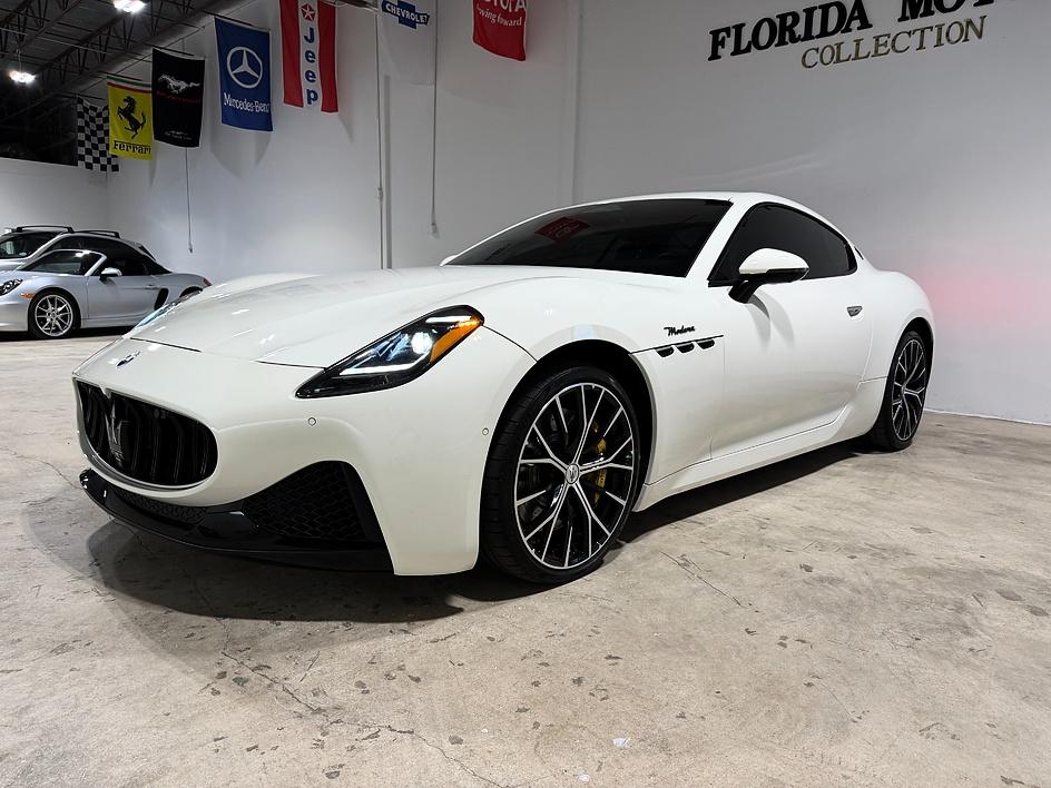 Maserati Granturismo Modena - View 1