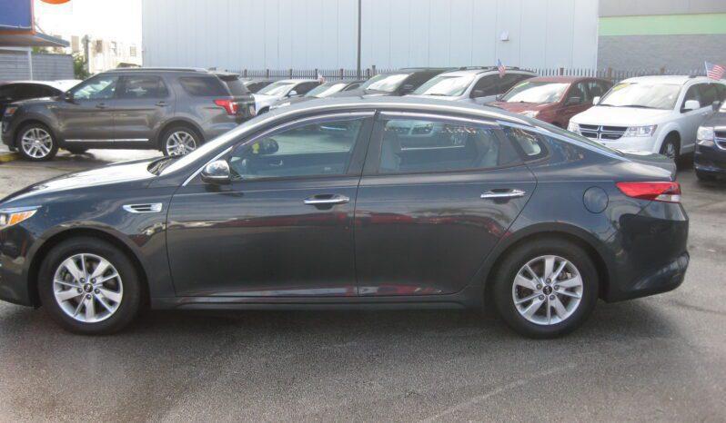 Kia Optima - Thumbnail 9