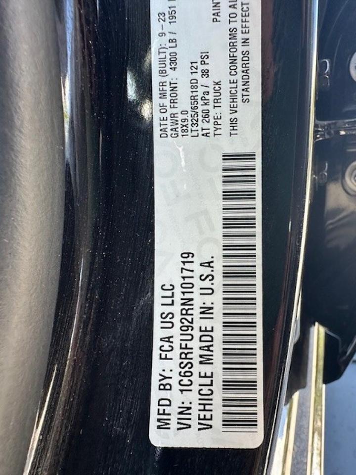 Dodge RAM 1500 - Thumbnail 19