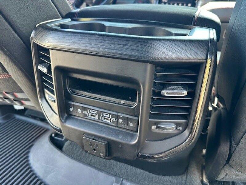 Dodge RAM 1500 - Thumbnail 17