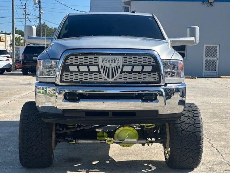 Dodge RAM 2500 - Thumbnail 2