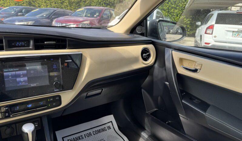 Toyota Corolla - Thumbnail 19