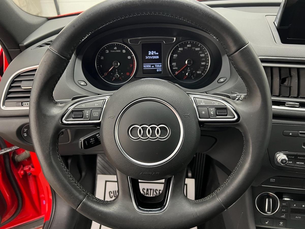 Audi Q3 Sport Premium - View 1