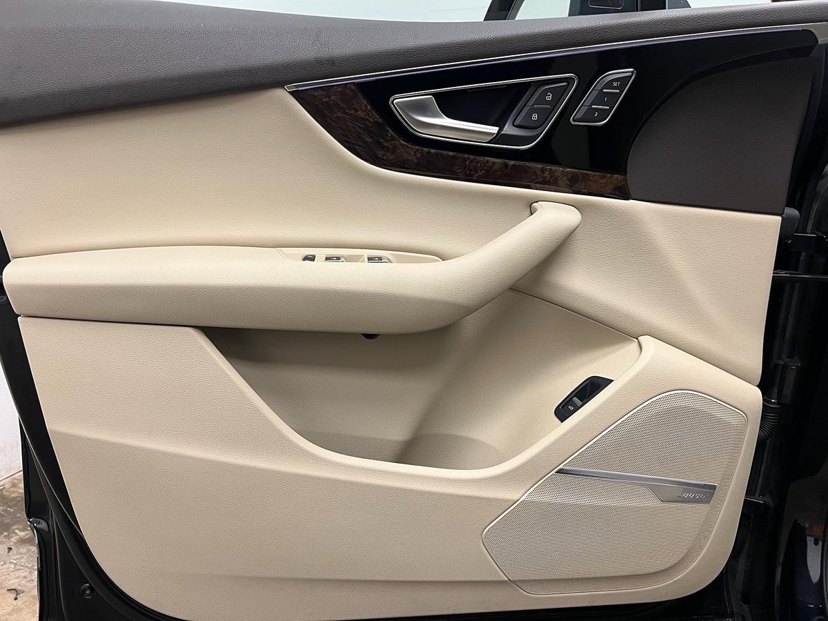 Audi Q7 Prestige - Thumbnail 19