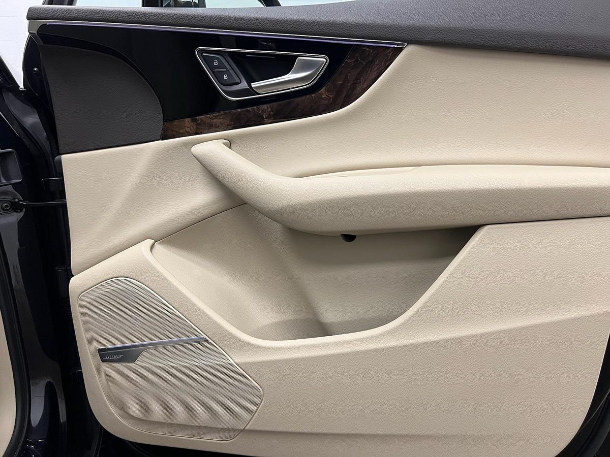 Audi Q7 Prestige - Thumbnail 17