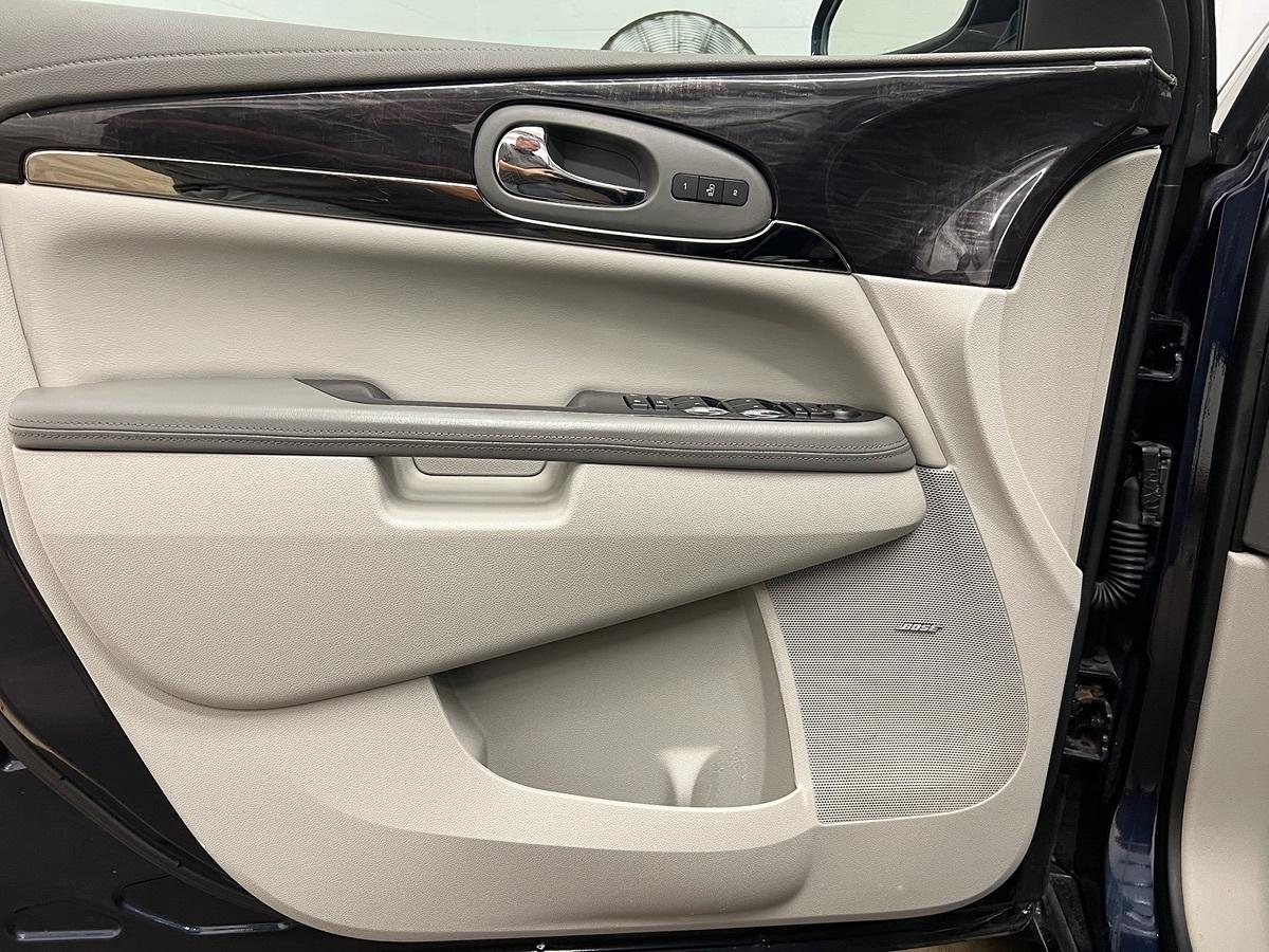 Buick Enclave Premium - Thumbnail 20