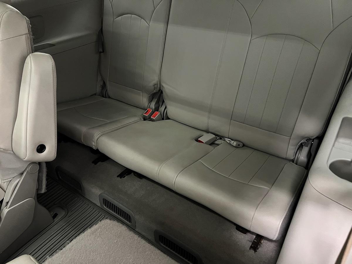 Buick Enclave Premium - Thumbnail 14