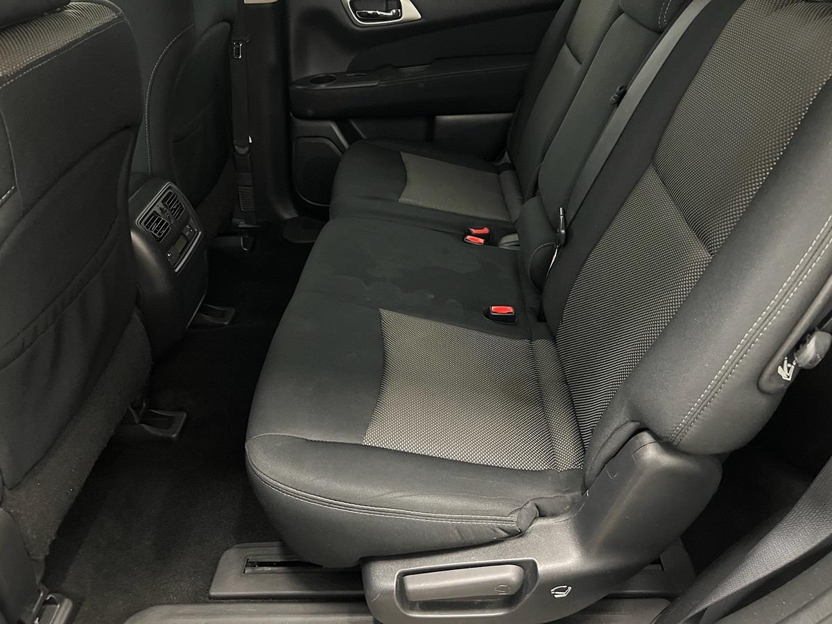 Nissan Pathfinder Sv - Thumbnail 16