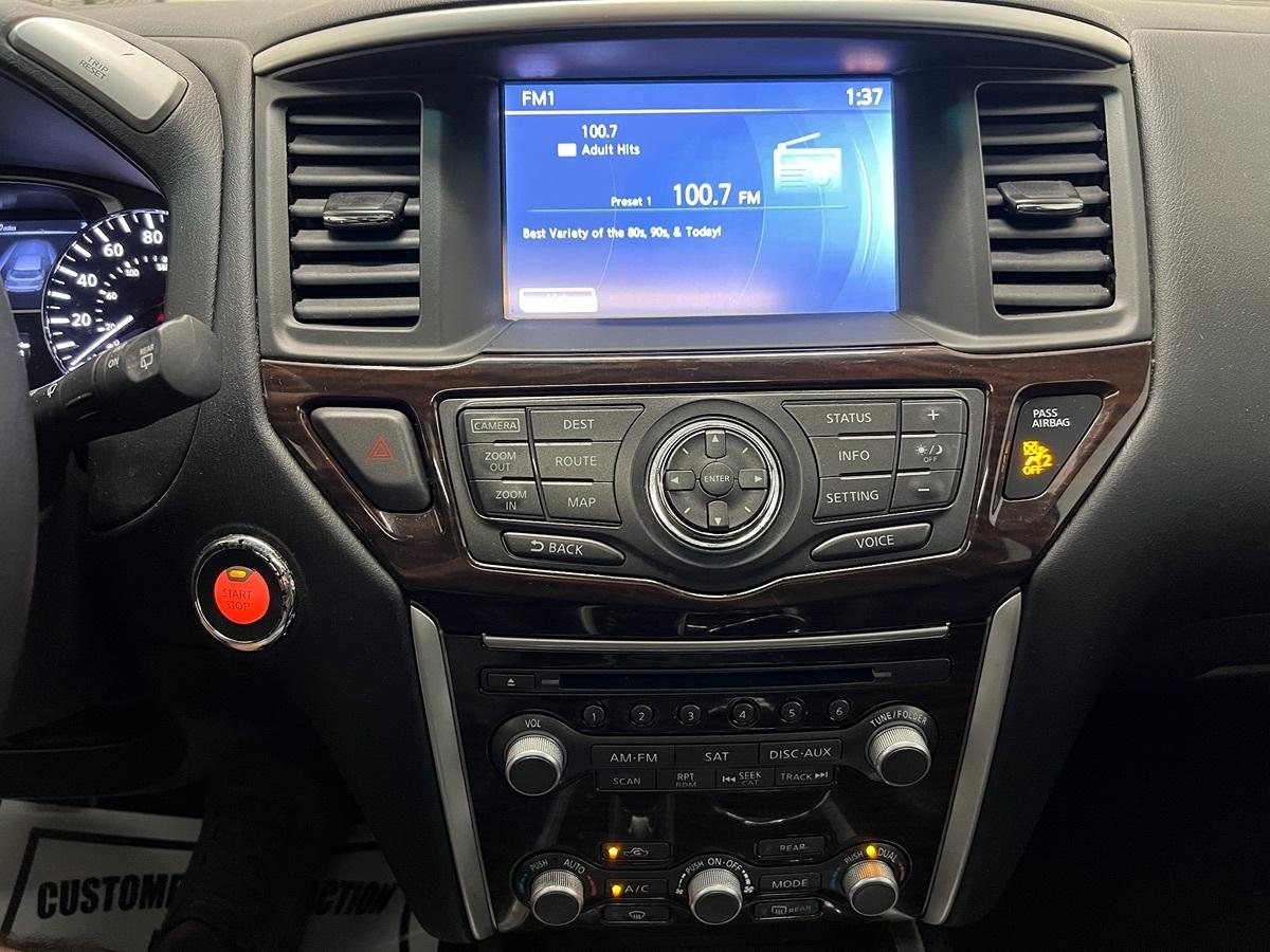 Nissan Pathfinder Platinum Hybrid - Thumbnail 14