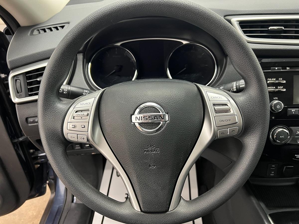 Nissan Rogue S - Thumbnail 13