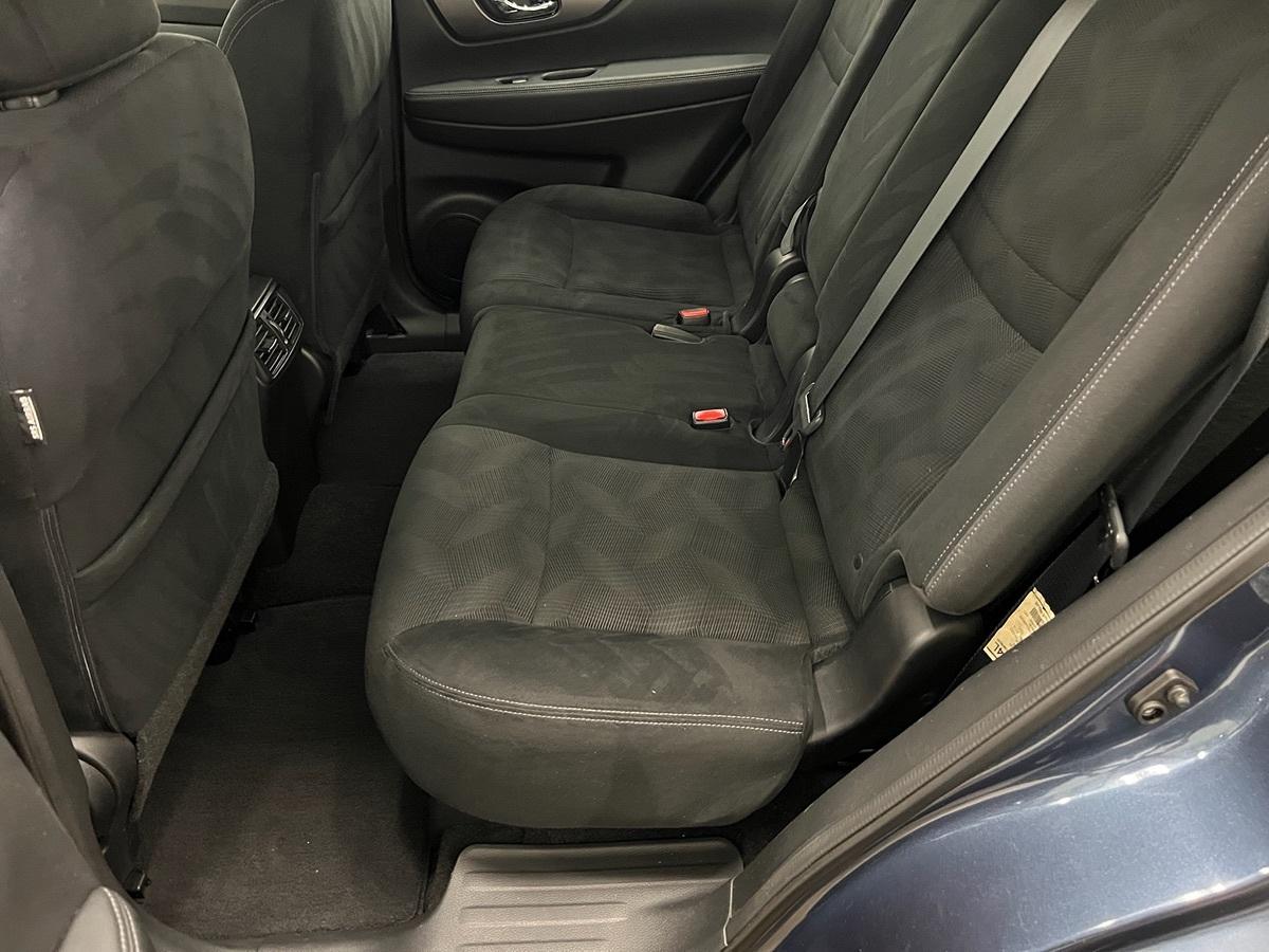 Nissan Rogue S - Thumbnail 8