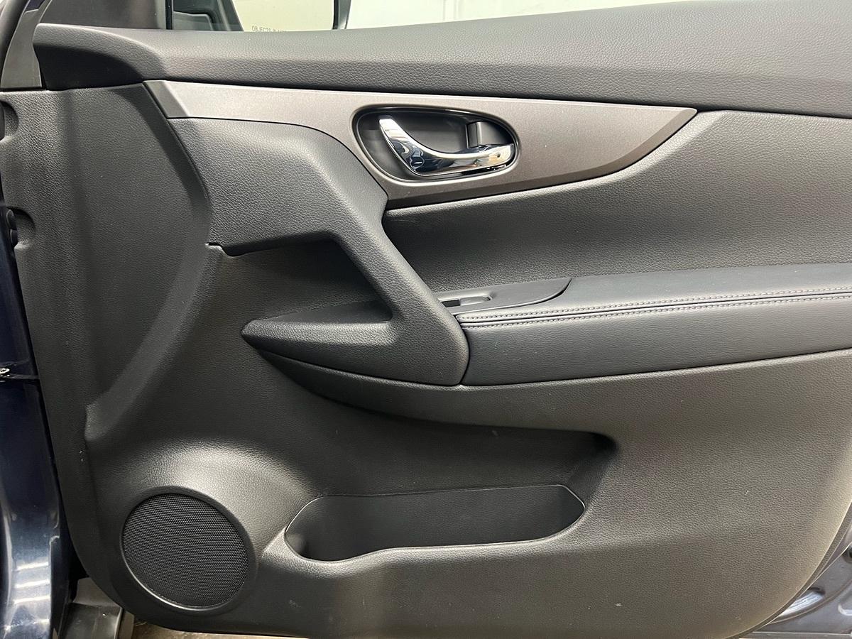 Nissan Rogue S - Thumbnail 20