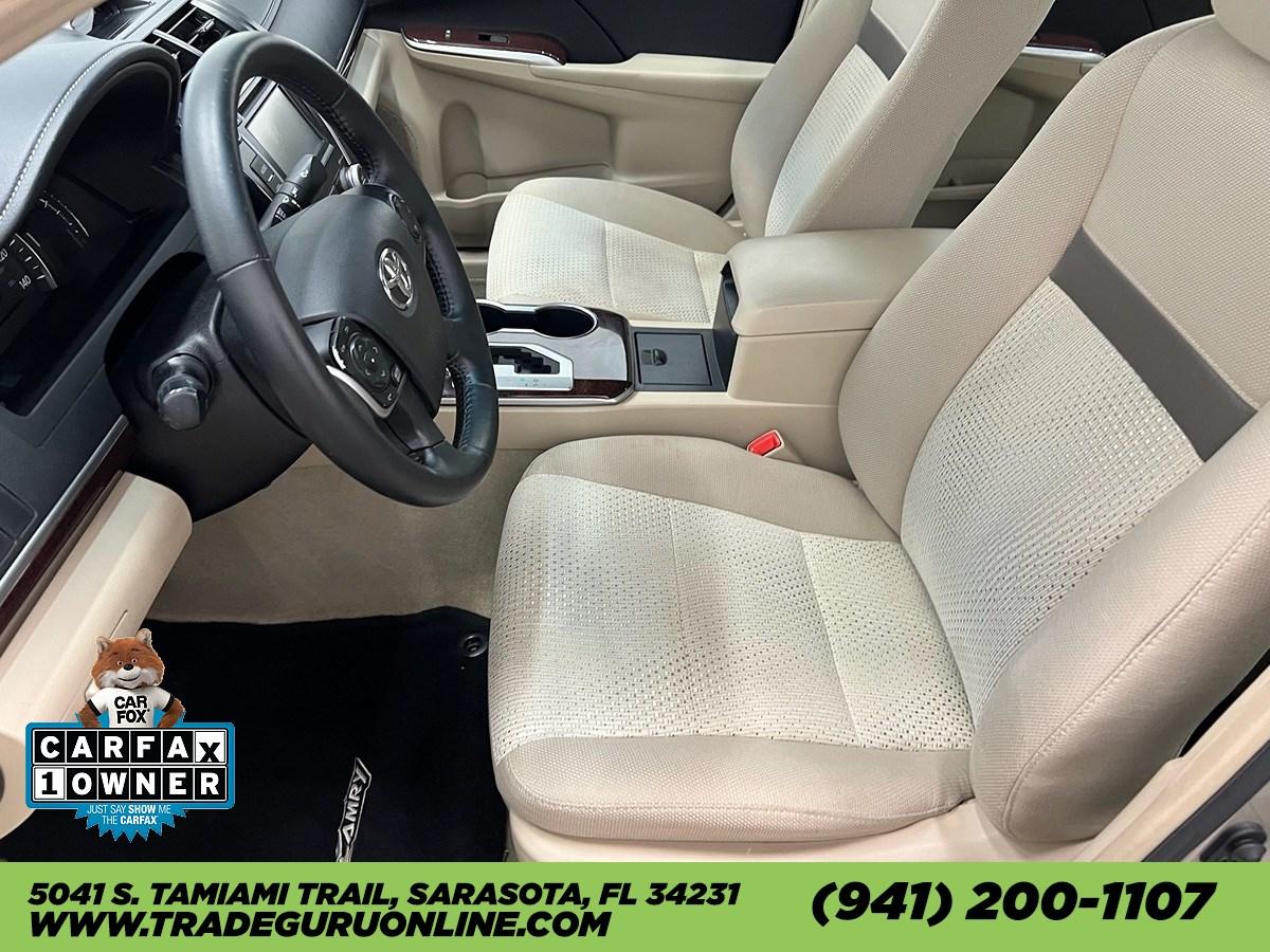 Toyota Camry L - Thumbnail 10