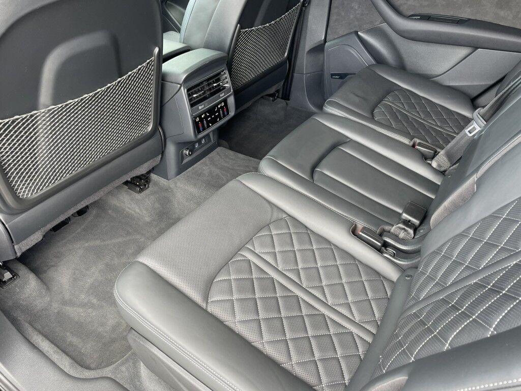Audi SQ7 - Thumbnail 12