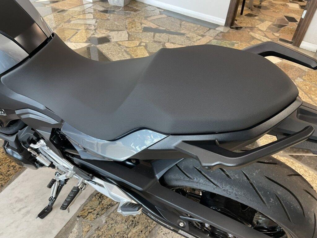 BMW F900R - Thumbnail 10