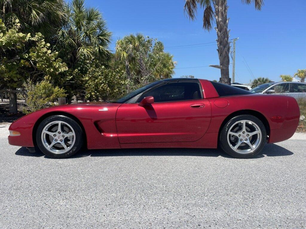 Chevrolet Corvette - Thumbnail 3