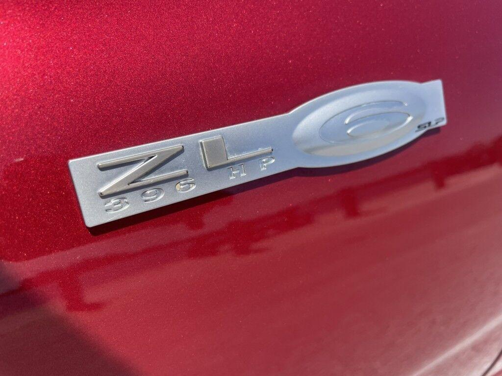 Chevrolet Corvette - Thumbnail 20