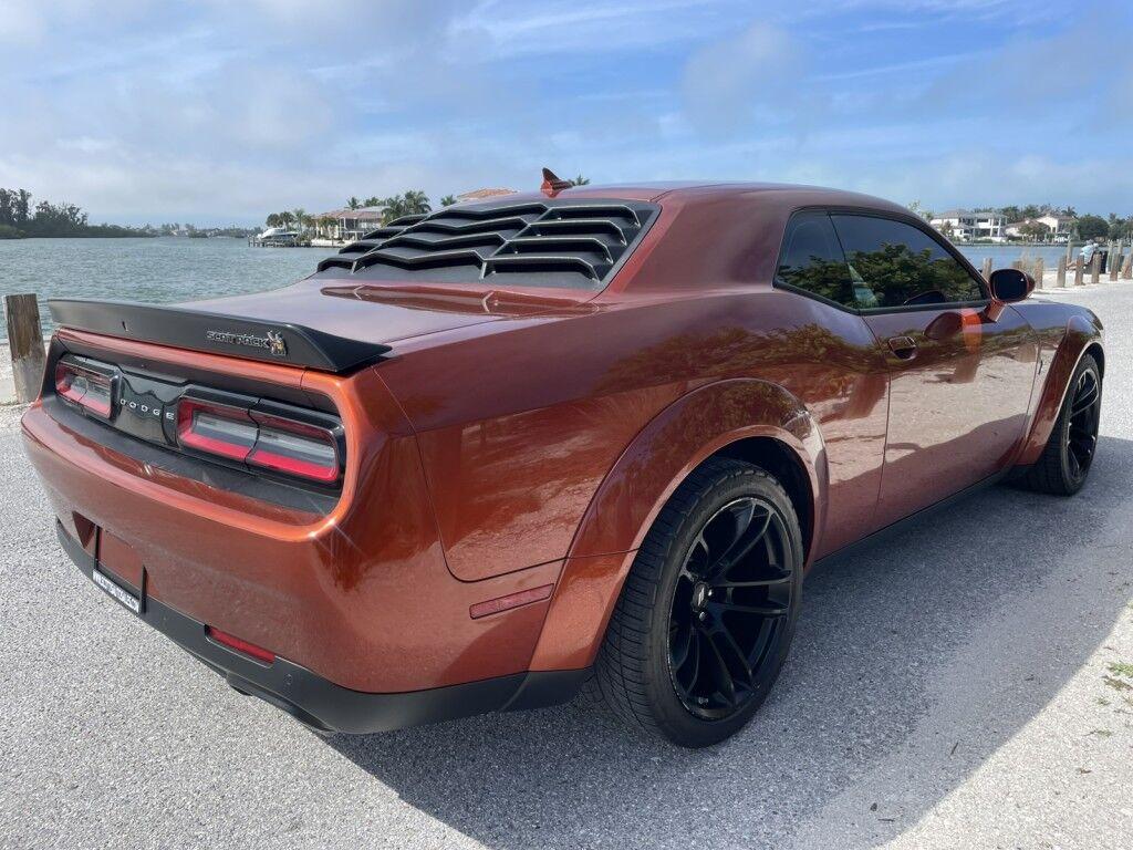 Dodge Challenger - Thumbnail 5