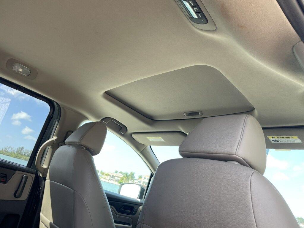 Honda Odyssey - Thumbnail 9