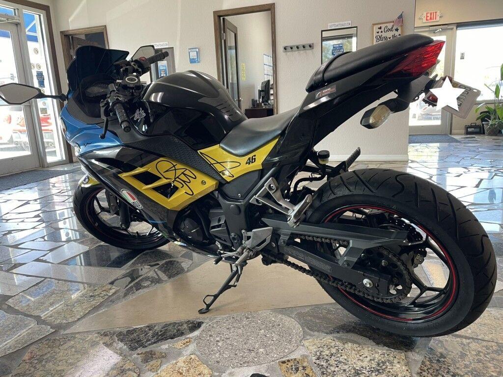 Kawasaki EX330-A - Thumbnail 4