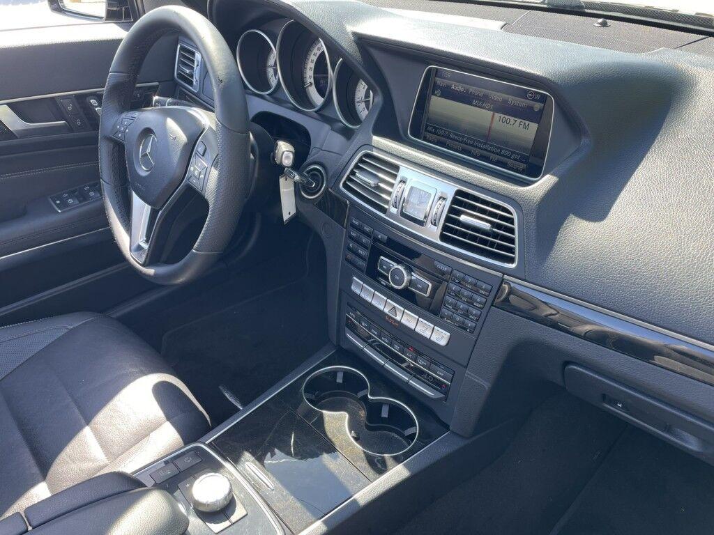 Mercedes-Benz E-Class - Thumbnail 9