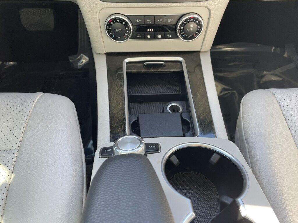 Mercedes-Benz GLK-Class - Thumbnail 17