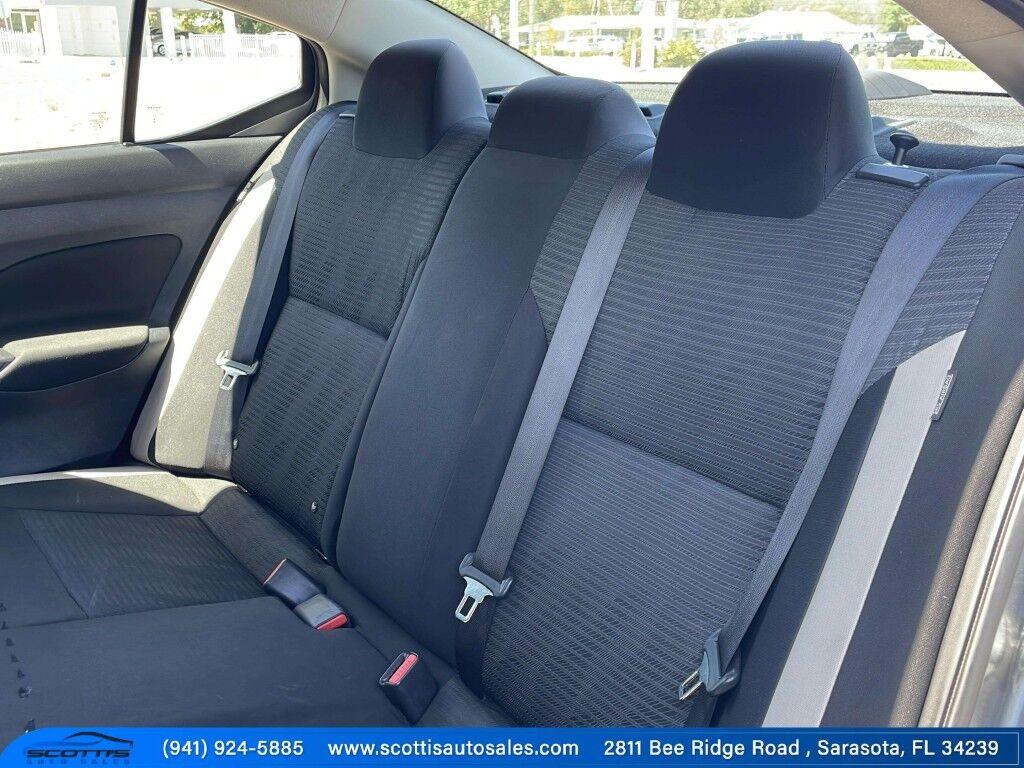 Nissan Versa - Thumbnail 19