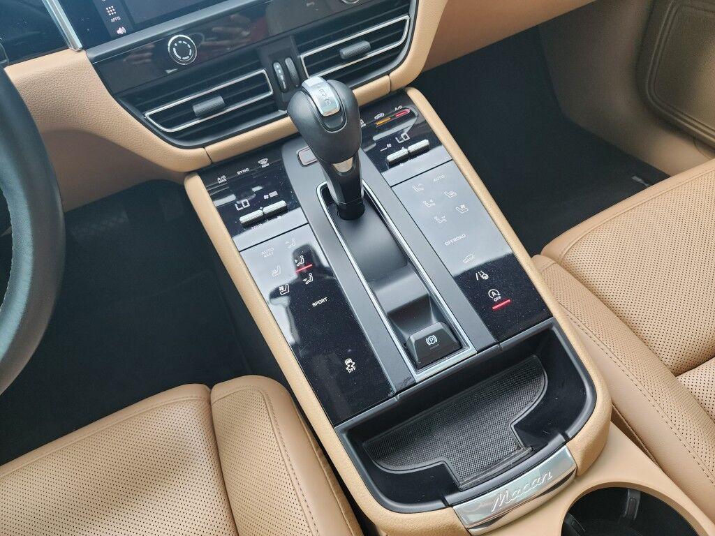 Porsche Macan - Thumbnail 15