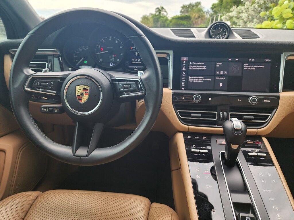 Porsche Macan - Thumbnail 13