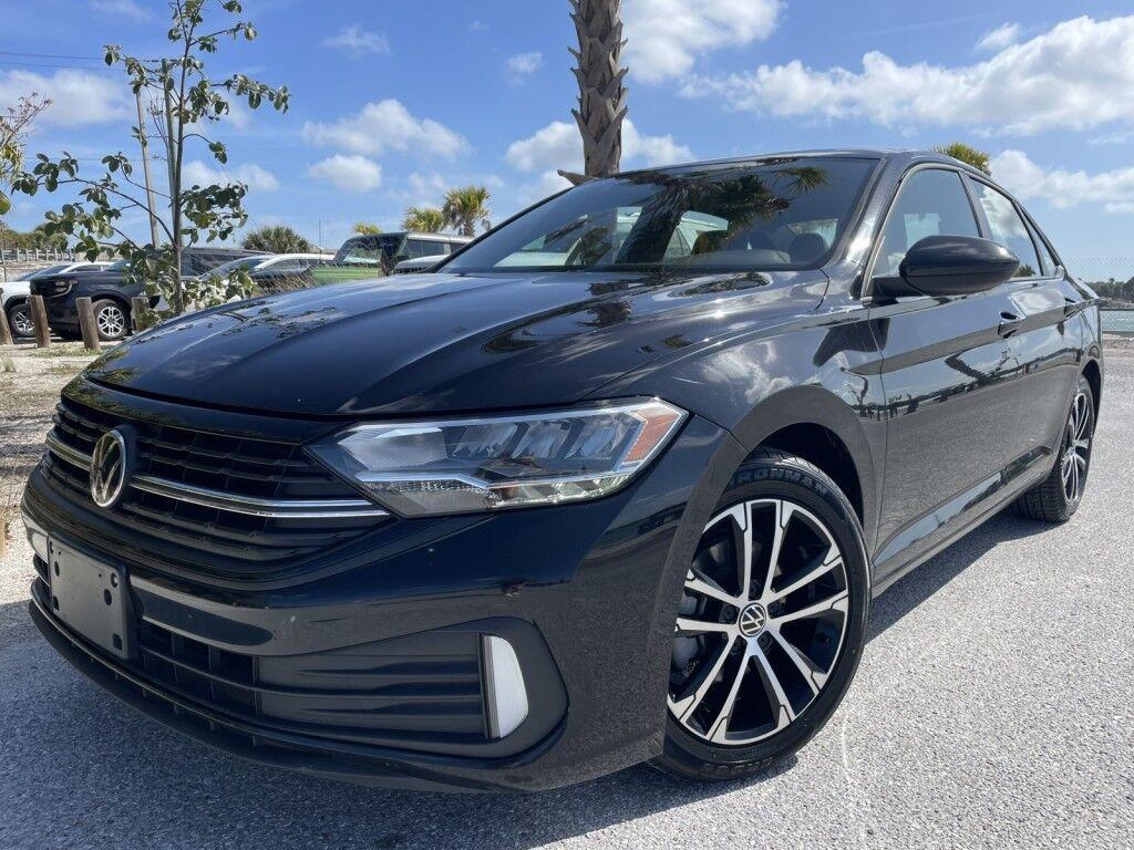 Volkswagen Jetta - View 1