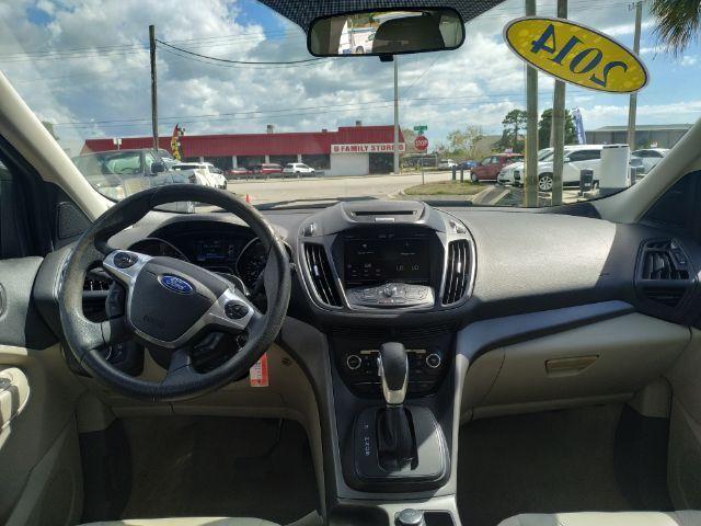 Ford Escape - Thumbnail 10