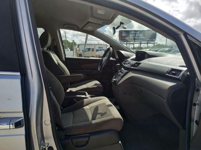 Honda Odyssey - Thumbnail 13