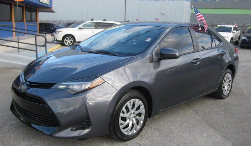 Toyota Corolla - Thumbnail 2