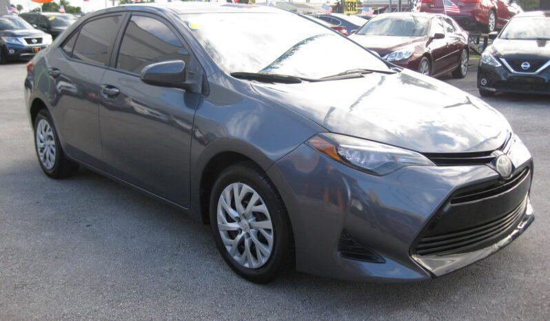 Toyota Corolla - Thumbnail 4