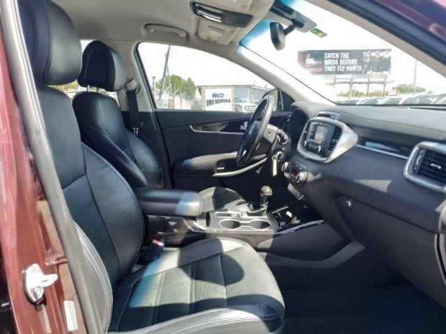 Kia Sorento - Thumbnail 11