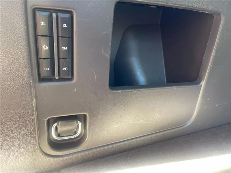 Ford Expedition Max - Thumbnail 16